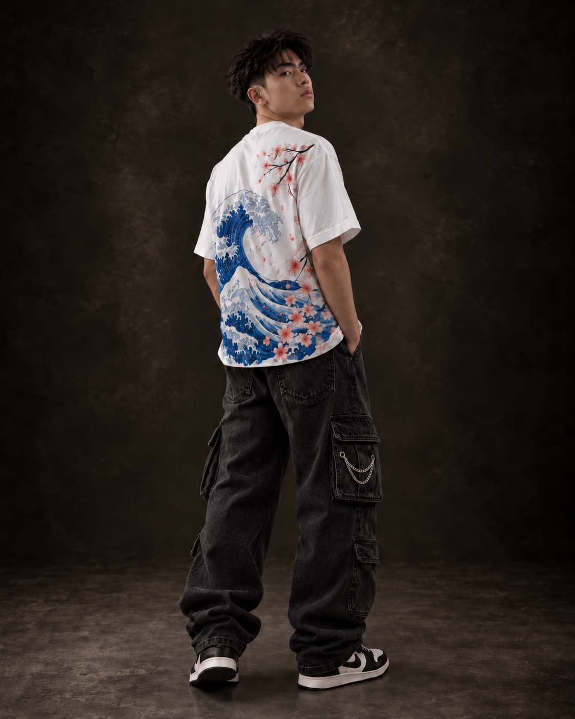 T-shirt かろうじての均衡 - Karou jite no kinkou — ensemble porté de dos
