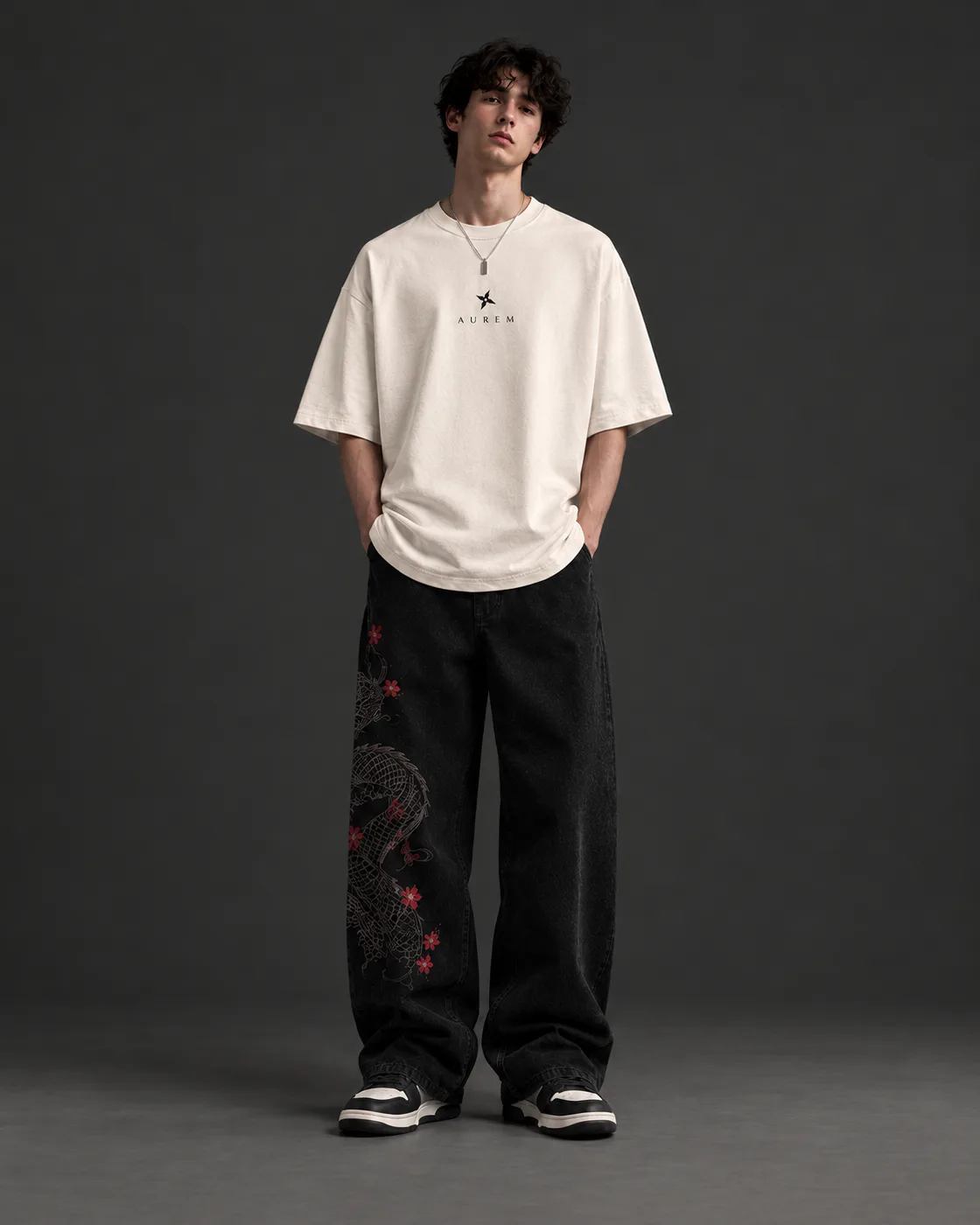 T-shirt 桜の影 - Sakura no Kage — ensemble porté de face