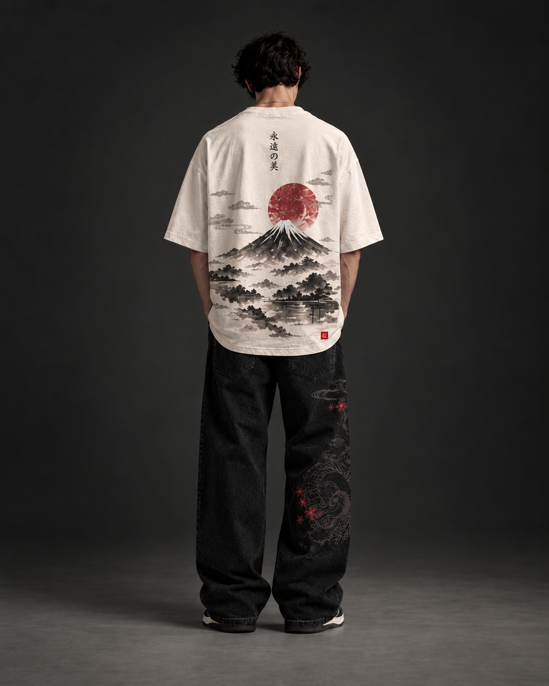 T-shirt 桜の影 - Sakura no Kage — ensemble porté de dos